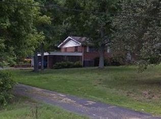 925 Oak Trail Cir, Concord, NC 28025