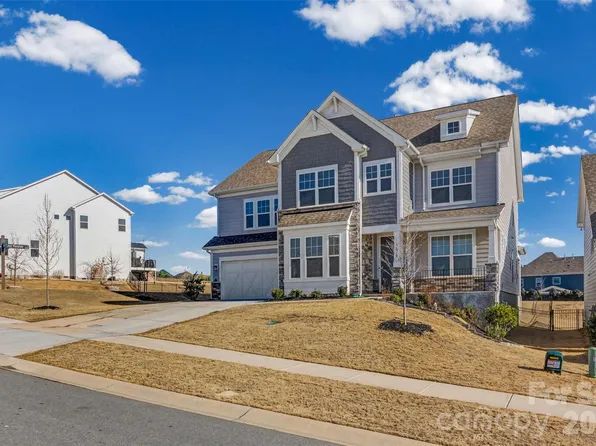 16203 Tulloch Rd, Charlotte, NC 28278