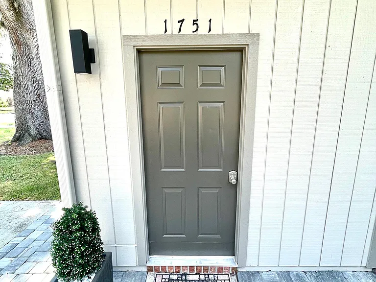 1751 Dancy St — Photo 9