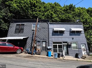 720 W Arch St, Pottsville, PA 17901