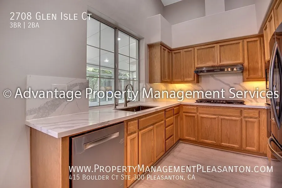 3 bedroom, 2.5 bathroom, 1,293 sq. ft. single-story — Photo 3