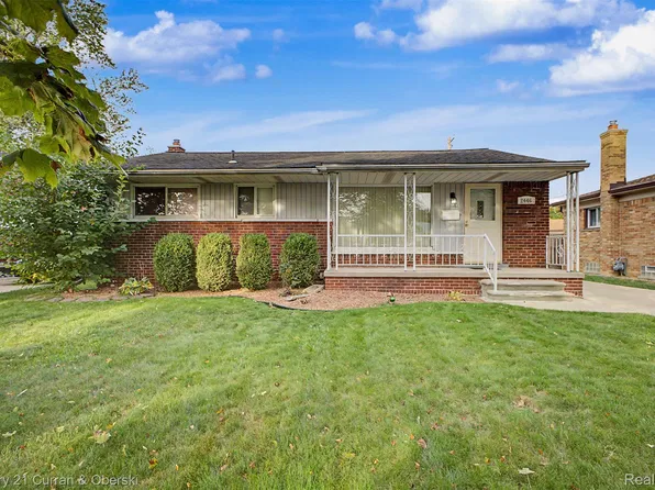 2446 Medford St, Trenton, MI 48183
