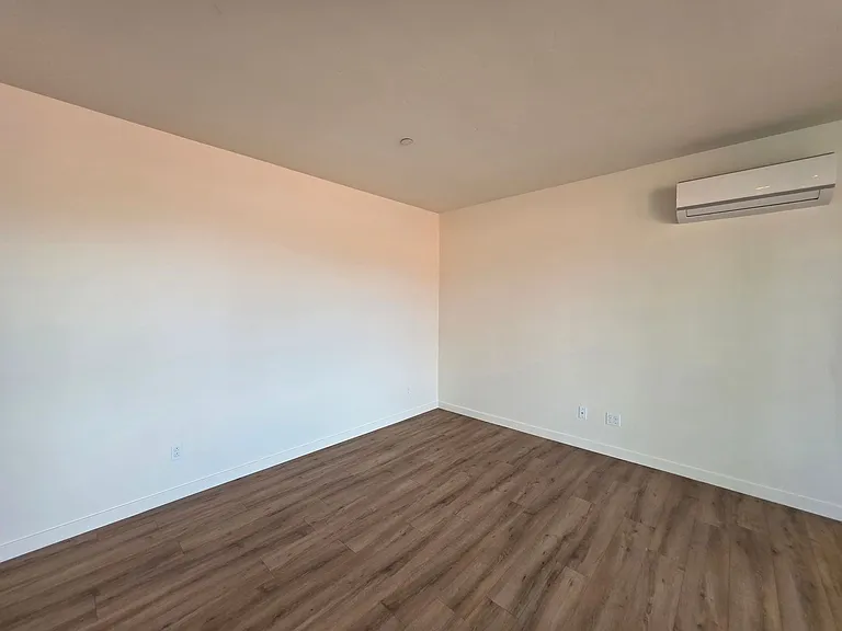 310 Palm Ave — Photo 56