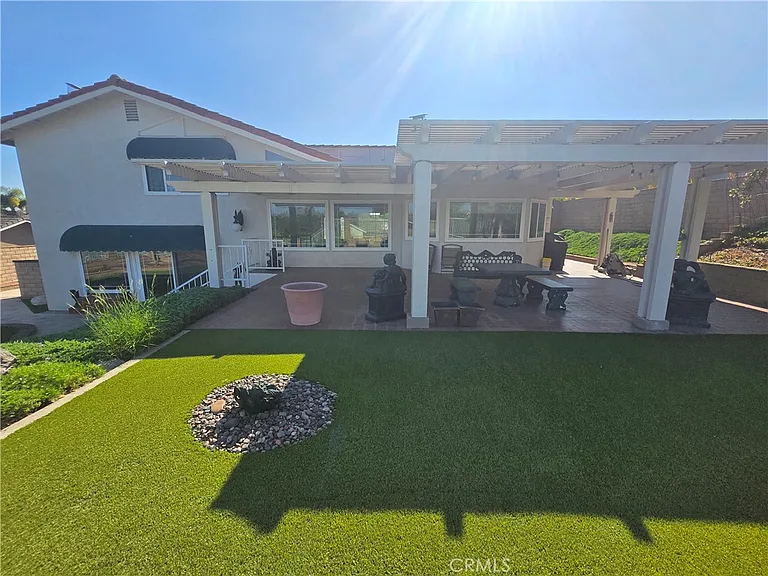 2200 Camino Rey — Photo 28