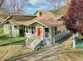 11304 Eastside Rd, Fort Jones, CA 96032