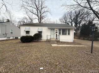 223 Wiegel Dr, Saint Louis, MO