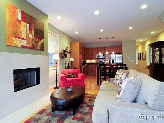 Living Room/Dining Room