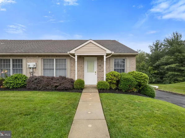 113 Lookout Ct #113, York, PA 17408