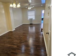 2216 Pierce St, Philadelphia, PA 19145