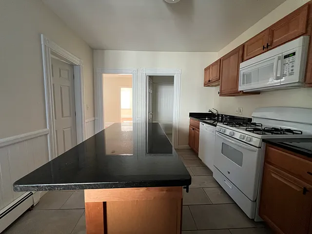 257 Beacon St #1 — Photo 3