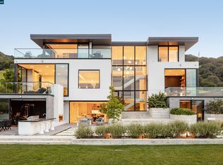 83 Dairy Creek Ln, Orinda, CA