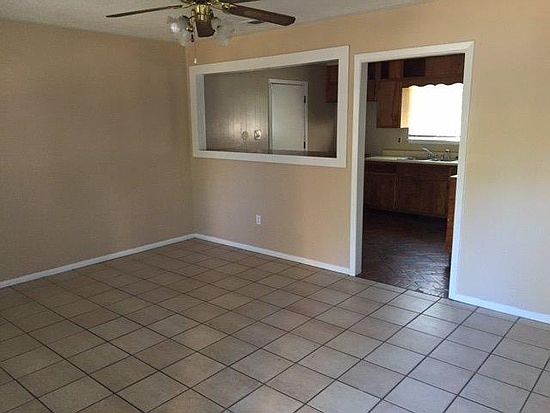 2nd image of 1817 Kingfisher Dr