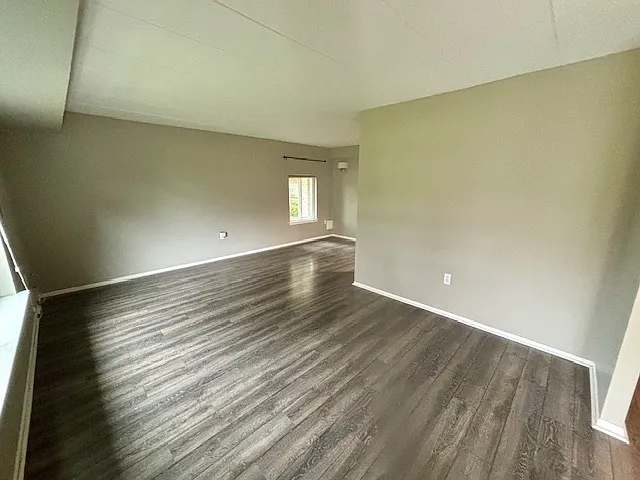 121 Village Walk — Photo 2