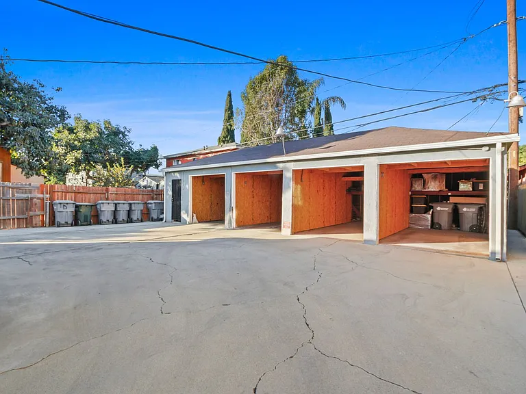 3569 Mulford Ave — Photo 12