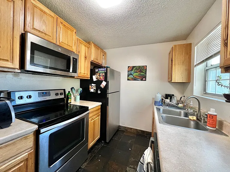 1301 University Ave #B101 — Photo 8