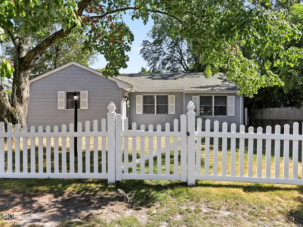 247 Timberline Road, Toms River, NJ 08753