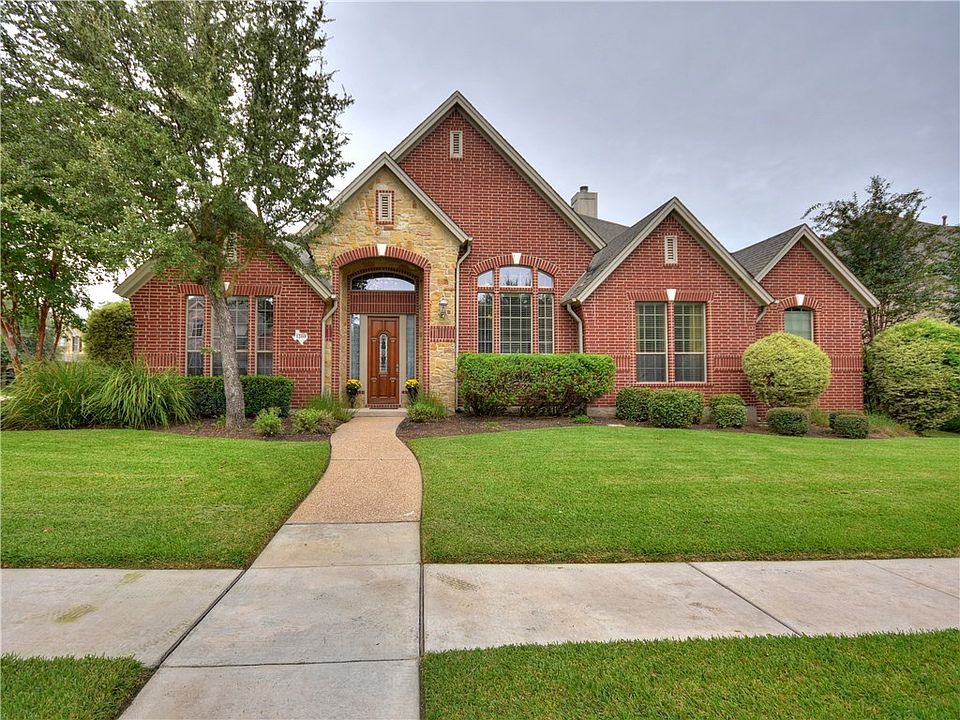 1st image of 1269 Pine Forest Cir