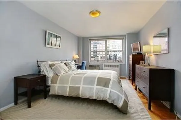 Sold by Corcoran | media 12