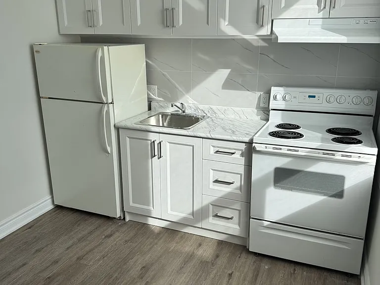 765 Pape Ave #206 — Photo 6
