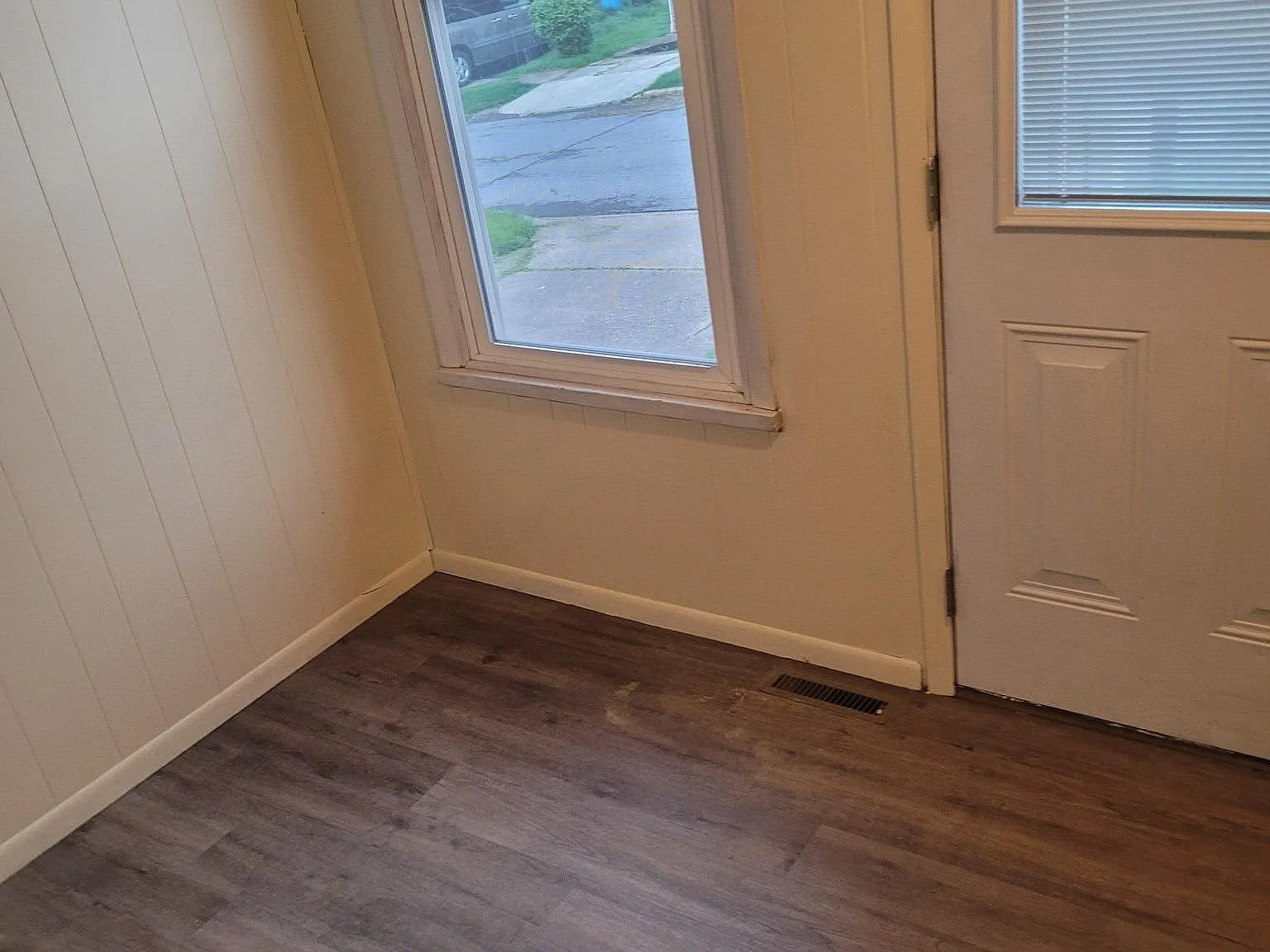 4 bed, 1818 sqft, $1,300 — Photo 4