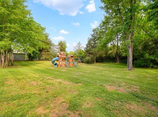 235 & 237 Hewitt Rd, Brooklyn, MI 49230