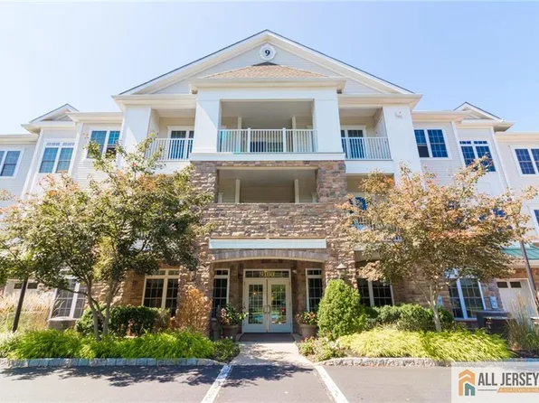 9213 Falston Cir, Old Bridge, NJ 08857