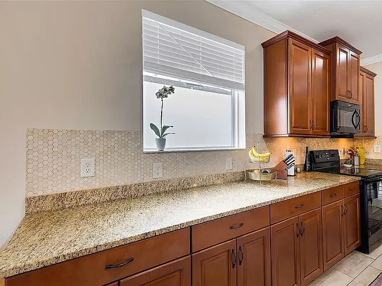6015 Oak Mill Ter — Photo 13