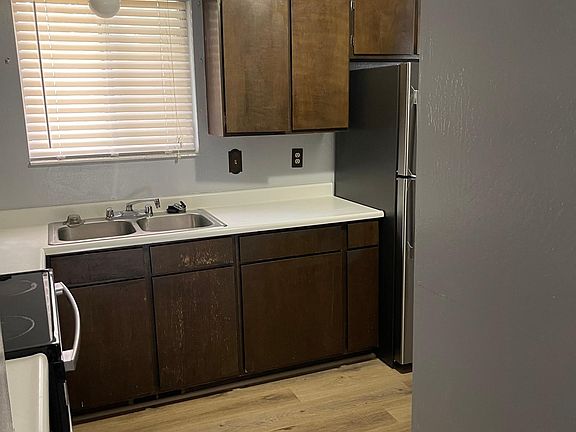 5th image of 3473 W Westlake Cir #B