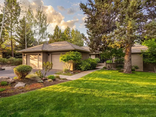 2767 Champion Cir, Bend, OR 97703