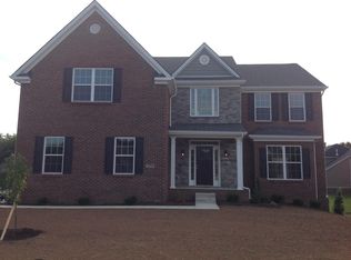 376 Gleneagles Way, Versailles, KY