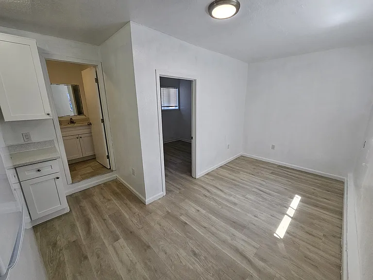 456 Linnell Ave #B — Photo 7