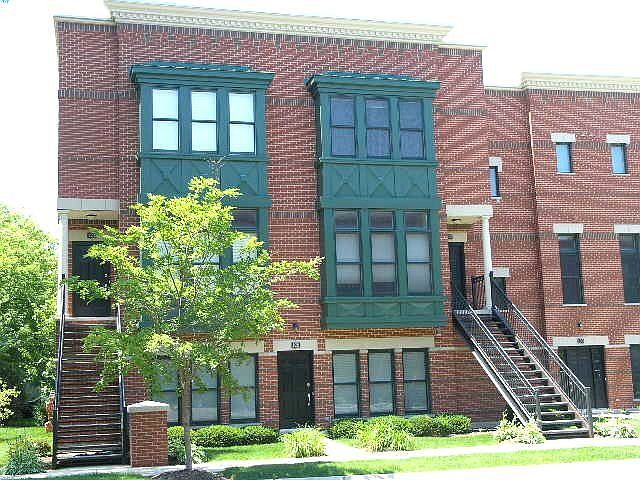 1st image of 124 N Rose St