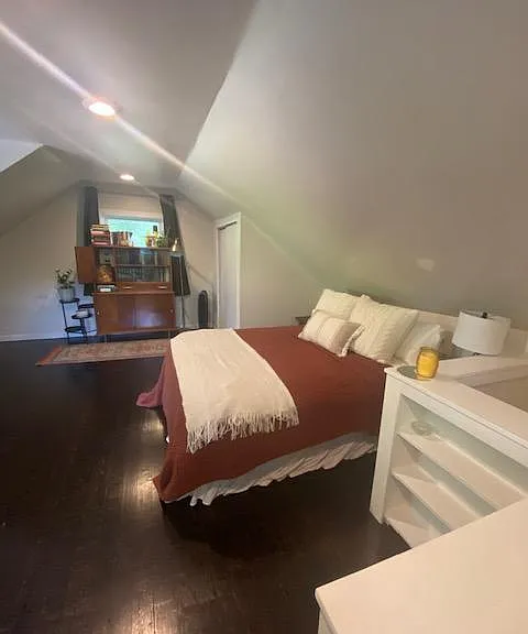 917 N Maple Ave — Photo 14