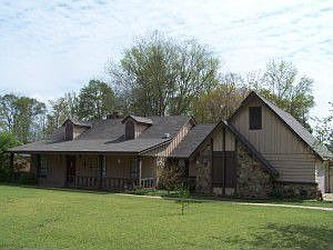 Apr 5 2011