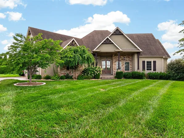205 Little Bear Ct, Bowling Green, KY 42104