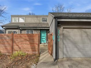 2704 University Dr, Lawrence, KS 66049