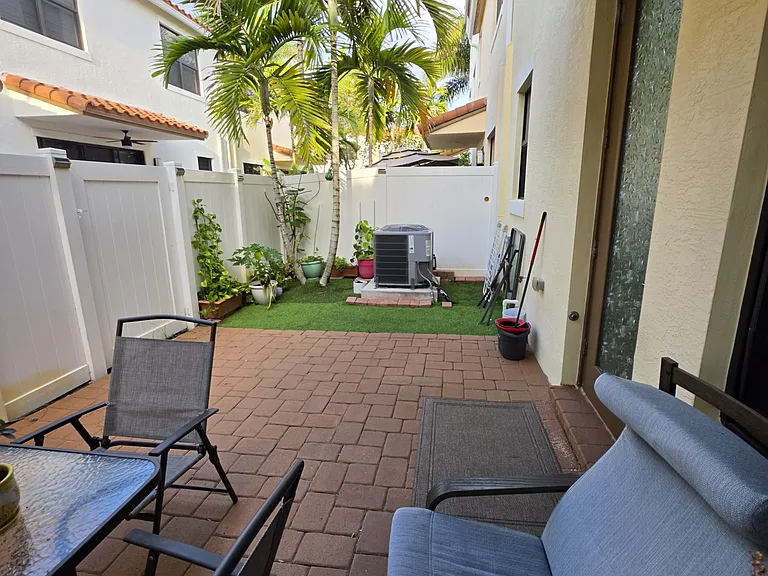 20914 NW 1st Dr — Photo 31