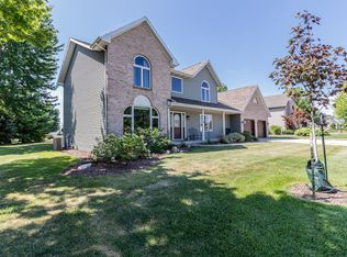 634 28th St, Peru, IL 61354