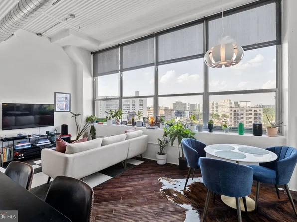 2200 Arch St APT 804, Philadelphia, PA 19103