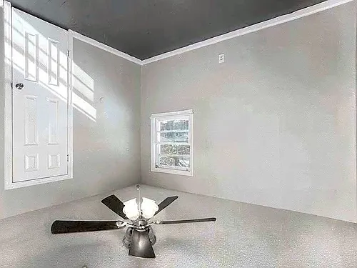 121 Westbridge Rd Photo 1