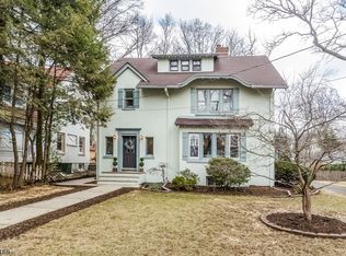 13 Maple Ter, Maplewood, NJ 07040