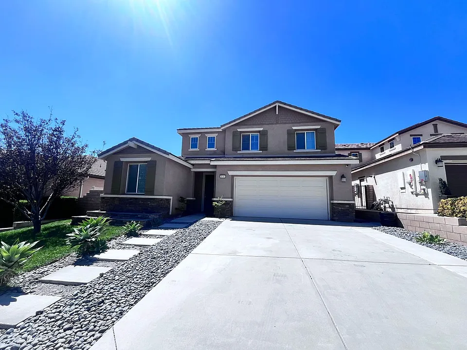4040 Obsidian Rd