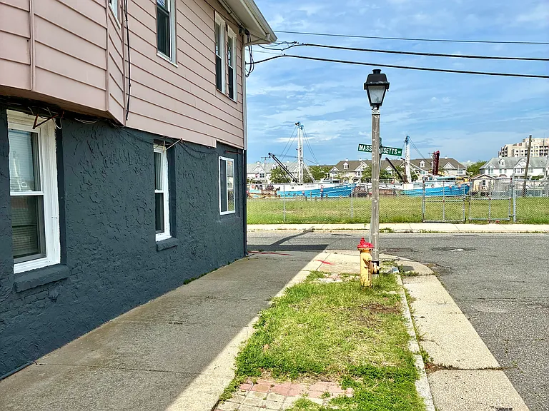 420 N Massachusetts Ave — Photo 4