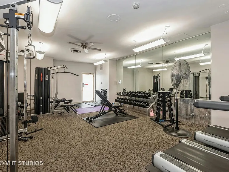 6301 N Sheridan Rd #10R — Photo 17