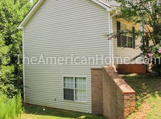 501 Brewer Dr, Locust Grove, GA 30248