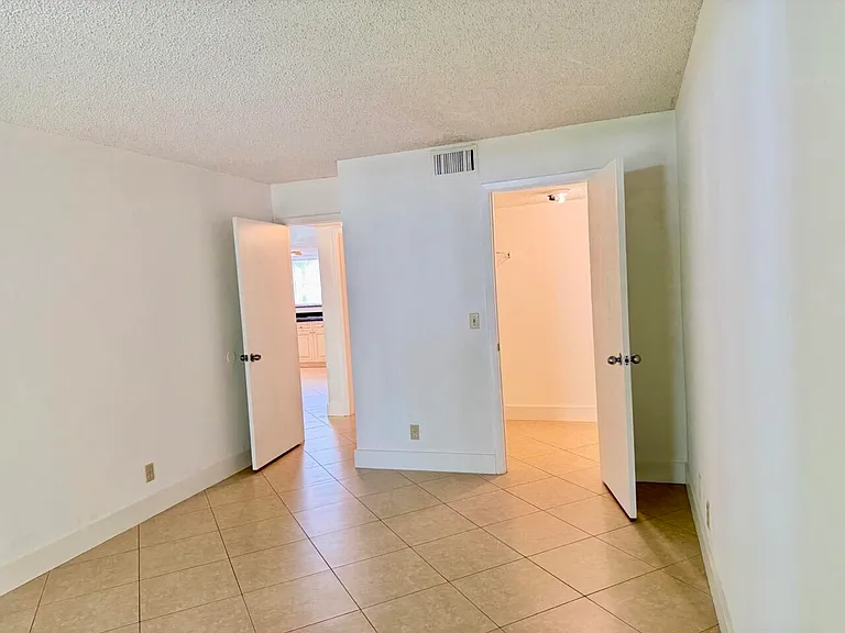 6308 La Costa Dr #D — Photo 13