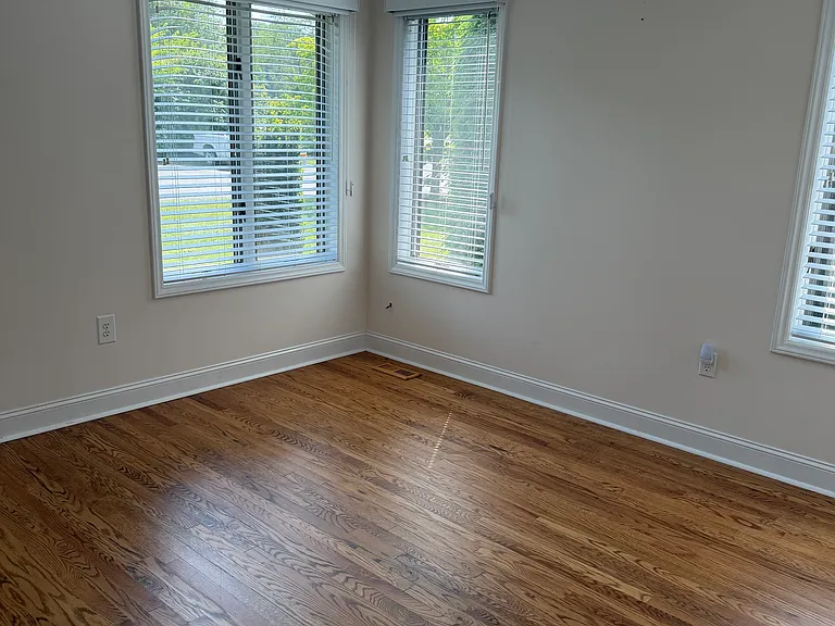 2nd Primary bedroom