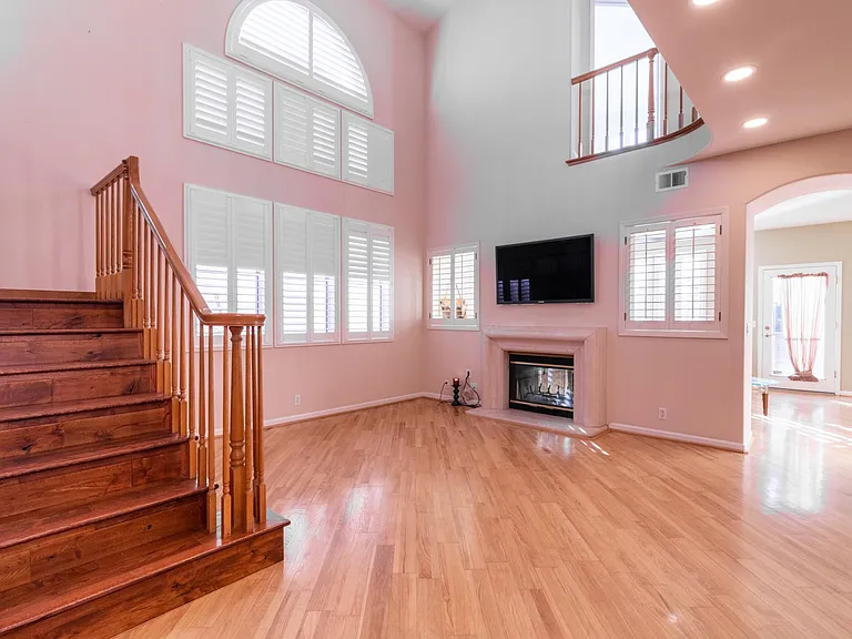 3027 Calle De Las Flores — Photo 4