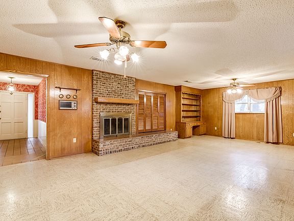 5th image of 1302 Alamo St