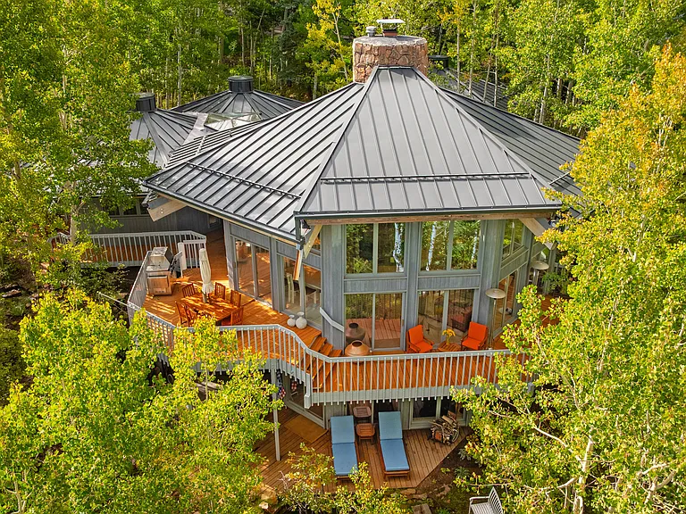 Antler Ridge Ln — Photo 1